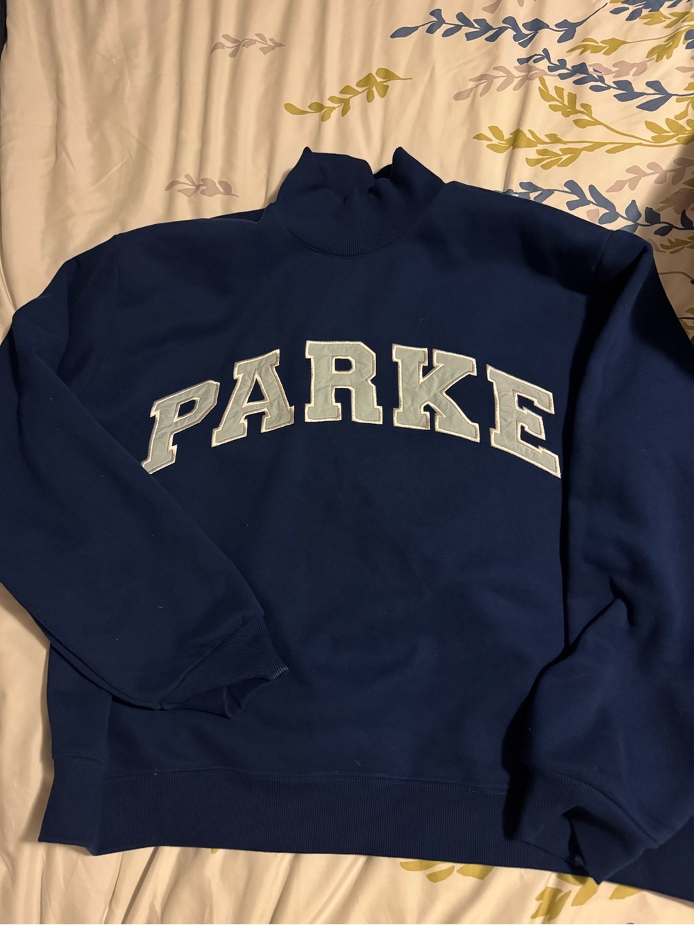 Parke Holiday Varsity Turtleneck sweatshirt Winter Berry & Baby blue